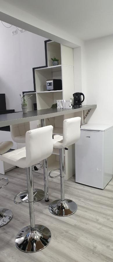 미슈콜츠 Belvarosi Apartman 2 아파트 외부 사진